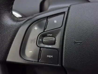 Photo 16 Citroën C4 Picasso PureTech 130 S&S BVM6 Feel