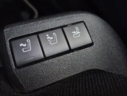 Photo 8 Citroën C4 Picasso PureTech 130 S&S BVM6 Feel