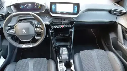 Photo 19 Peugeot 208  Electrique 50 kWh 136ch