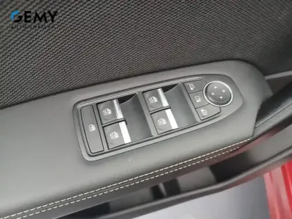 Photo 27 Renault Symbioz  E-Tech full hybrid 145