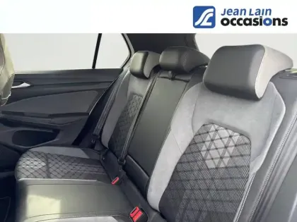 Photo 16 Volkswagen Golf  1.5 eTSI OPF 150 DSG7