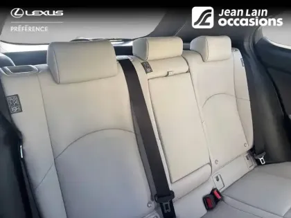 Photo 16 Lexus UX  250h 2WD