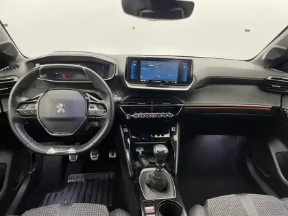 Photo 24 Peugeot 208  PureTech 100 S&S BVM6