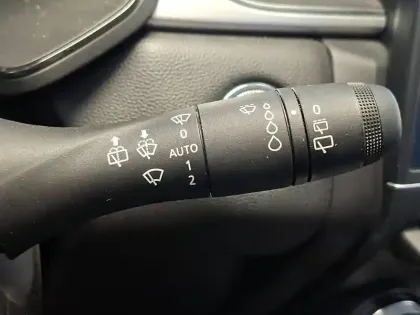 Photo 37 Renault Captur  TCe 90