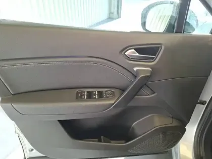 Photo 15 Renault Captur  TCe 90