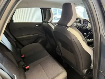 Photo 26 Renault Captur  TCe 90