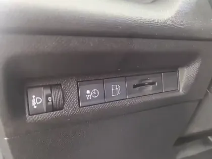Photo 23 Peugeot 308  SW PHEV 180 e-EAT8