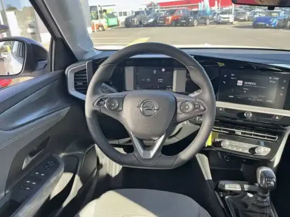 Photo 8 Opel Mokka  1.2 Turbo 100 ch BVM6