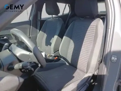 Photo 8 Peugeot 2008  PureTech 100 S&S BVM6