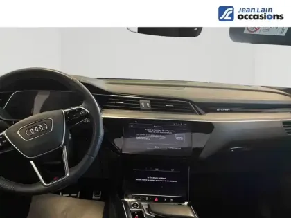 Photo 14 Audi E-tron Q8  Sportback 55 408 ch 114 kWh Quattro