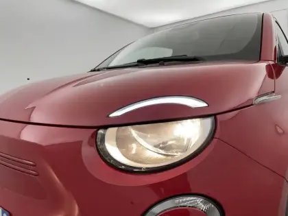 Photo 32 Fiat 500  e 118 ch