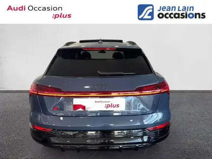 Photo 5 Audi E-tron Q8  55 408 ch 114 kWh Quattro