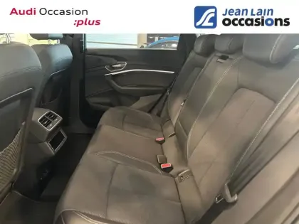 Photo 16 Audi E-tron Q8  55 408 ch 114 kWh Quattro