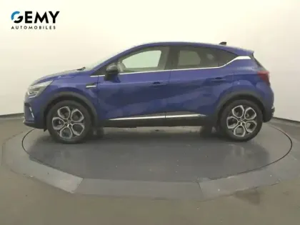 Photo 33 Renault Captur  E-Tech full hybrid 145