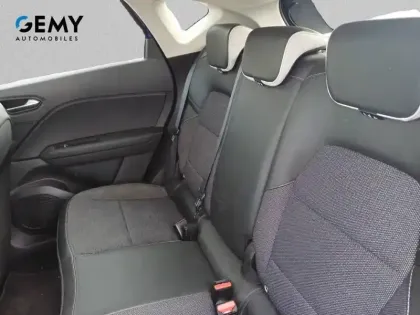 Photo 9 Renault Captur  E-Tech full hybrid 145