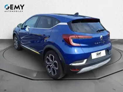 Photo 6 Renault Captur  E-Tech full hybrid 145