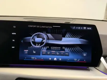 Photo 22 BMW X1  sDrive 20i 170ch DKG7