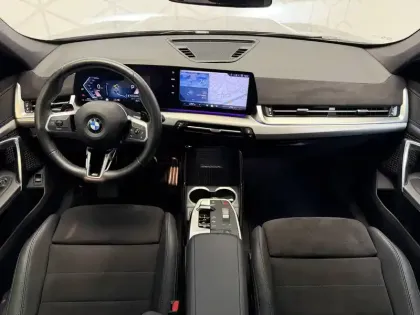 Photo 12 BMW X1  sDrive 20i 170ch DKG7