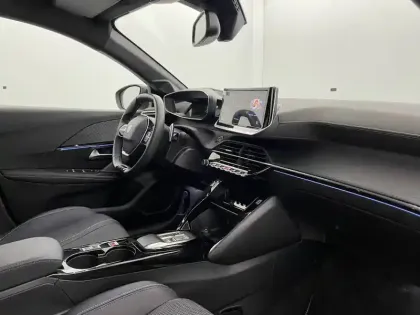 Photo 25 Peugeot 208  Hybrid 100 e-DCS6