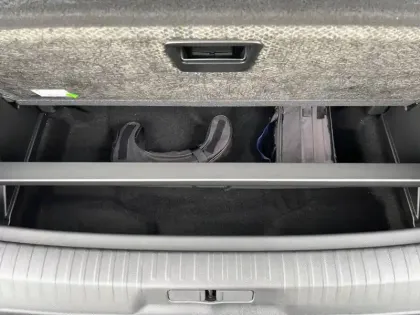 Photo 15 Peugeot 5008  Hybrid 145 ch e-DCS6