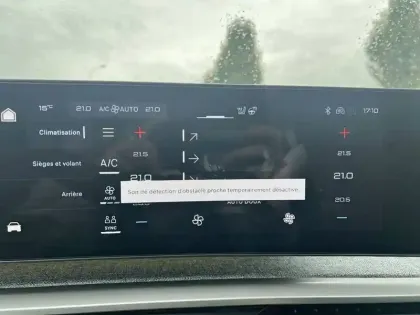 Photo 33 Peugeot 5008  Hybrid 145 ch e-DCS6