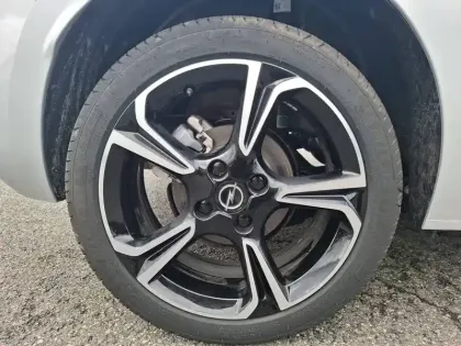 Photo 6 Opel Corsa  1.2 Turbo Hybrid 110 ch Autom