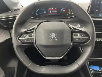 Photo 22 Peugeot 208  Electrique 50 kWh 136ch