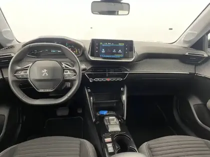 Photo 24 Peugeot 208  Electrique 50 kWh 136ch