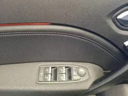 Photo 23 Renault Captur  TCe 90