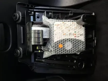 Photo 36 Renault Twingo  III E-Tech