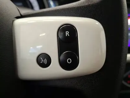 Photo 33 Renault Twingo  III E-Tech