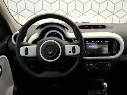 Photo 13 Renault Twingo  III E-Tech