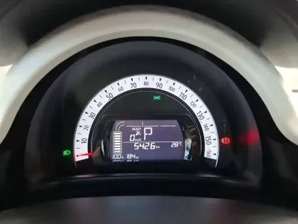 Photo 31 Renault Twingo  III E-Tech