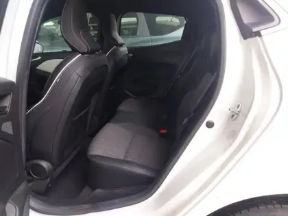 Photo 14 Renault Clio  Blue dCi 100 - 21N