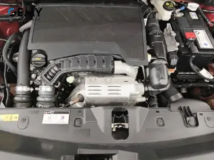 Photo 38 Peugeot 2008  PureTech 130 S&S EAT8
