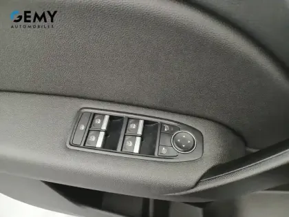 Photo 31 Renault Captur  E-Tech 145 - 21