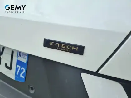 Photo 14 Renault Arkana  E-Tech full hybrid 145 GSR2