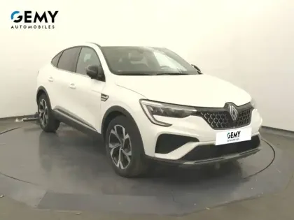 Photo 27 Renault Arkana  E-Tech full hybrid 145 GSR2