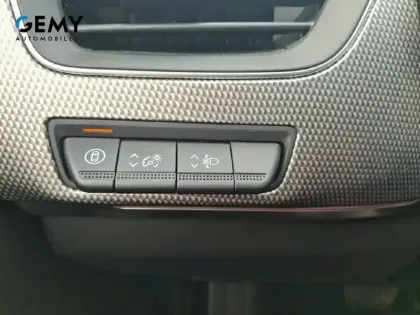 Photo 25 Renault Arkana  E-Tech full hybrid 145 GSR2
