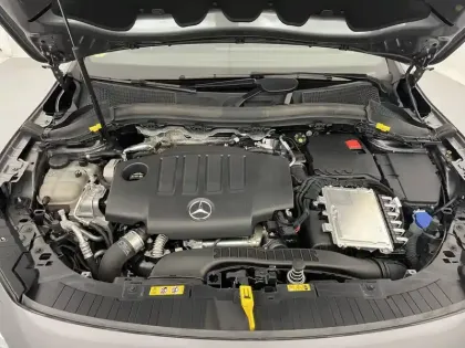 Photo 19 Mercedes GLA  200 d 8G-DCT