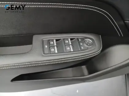 Photo 26 Renault Arkana  mild hybrid 140 EDC FAP - 22