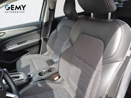 Photo 8 Renault Arkana  mild hybrid 140 EDC FAP - 22