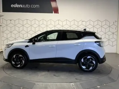 Photo 33 Renault Captur  E-Tech full hybrid 145 ch
