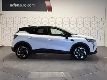 Photo 5 Renault Captur  E-Tech full hybrid 145 ch