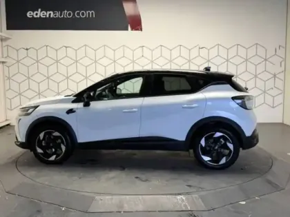Photo 41 Renault Captur  E-Tech full hybrid 145 ch