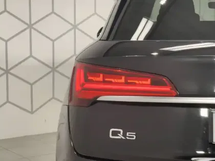 Photo 30 Audi Q5  50 TFSIe 299 S tronic 7 Quattro