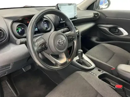 Photo 13 Toyota Yaris  Cross 116h Dynamic MY22