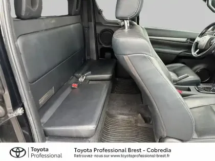 Photo 6 Toyota Hilux  2.8 D-4D X-Tra Cabine Invincible 4WD BVA RC21