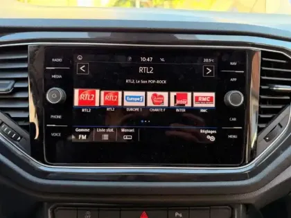 Photo 13 Volkswagen T-roc  1.5 TSI EVO 150ch Carat DSG7 S&S