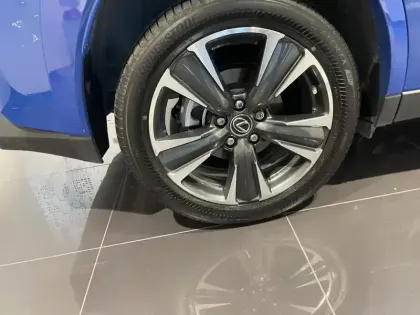 Photo 6 Lexus UX  250h Executive 2WD